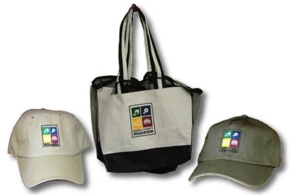 hat and tote